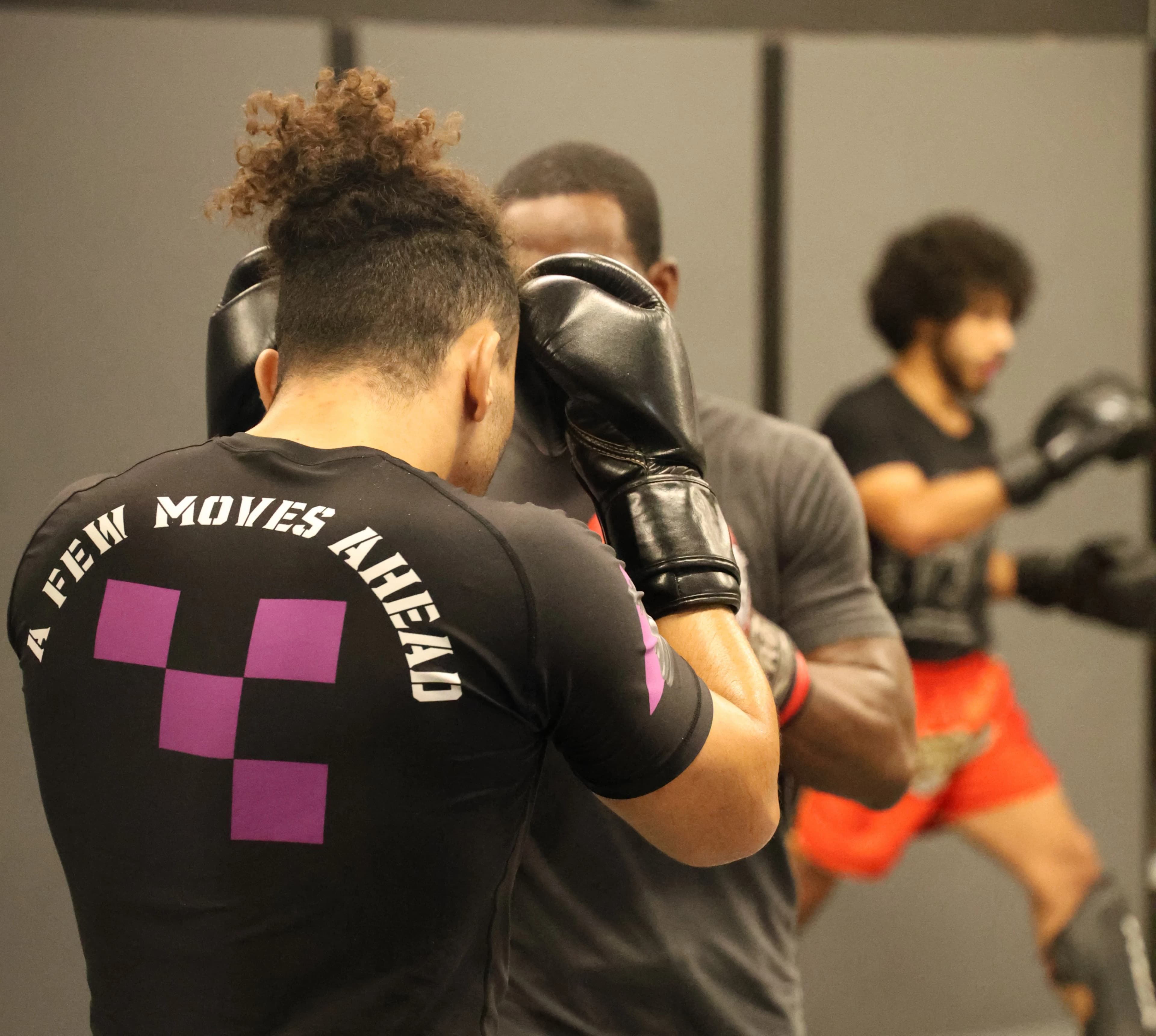 Kickboxing conditioning and heavy bag drills